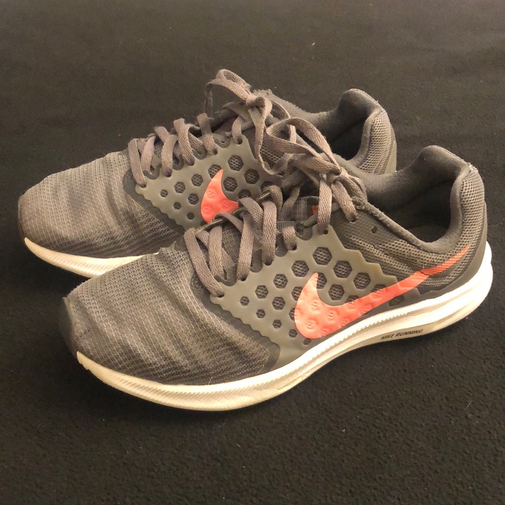 Nike Downshifter 7 running shoe